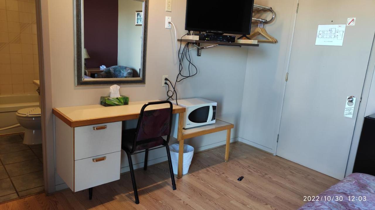 Motel Rayalco Laurier Station Εξωτερικό φωτογραφία