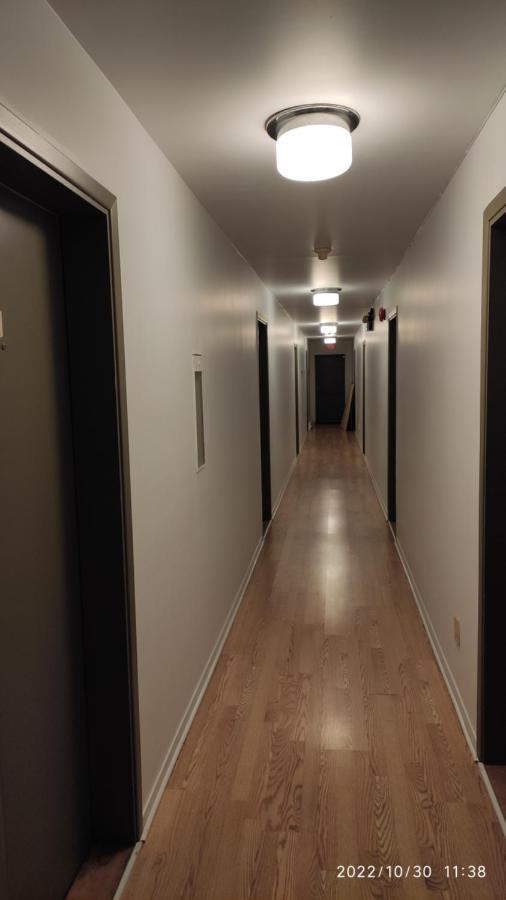 Motel Rayalco Laurier Station Εξωτερικό φωτογραφία