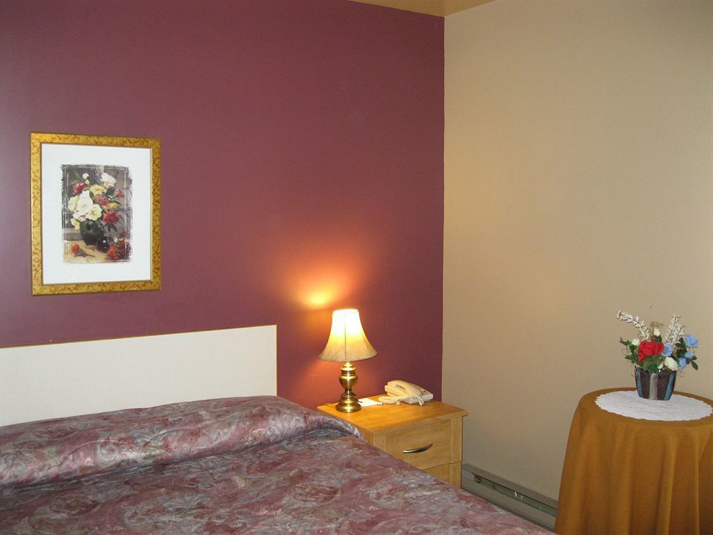Motel Rayalco Laurier Station Εξωτερικό φωτογραφία